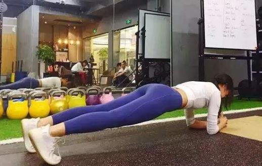 ƽ��֧����ߴ��x������(qi��ng)���ļ�Ⱥ ƽ��֧�β��m�˵���Ⱥ