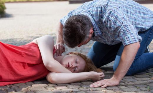 �ߜ���╞�ʕr�аl(f��)�� �A(y��)������Ŵ󷽷�