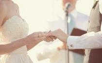 ��ɶ���˶�ϲ�gȢ��Ů��