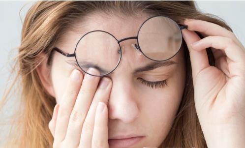 ��ҹ���wƣ�ڵı��B(y��ng)֮��